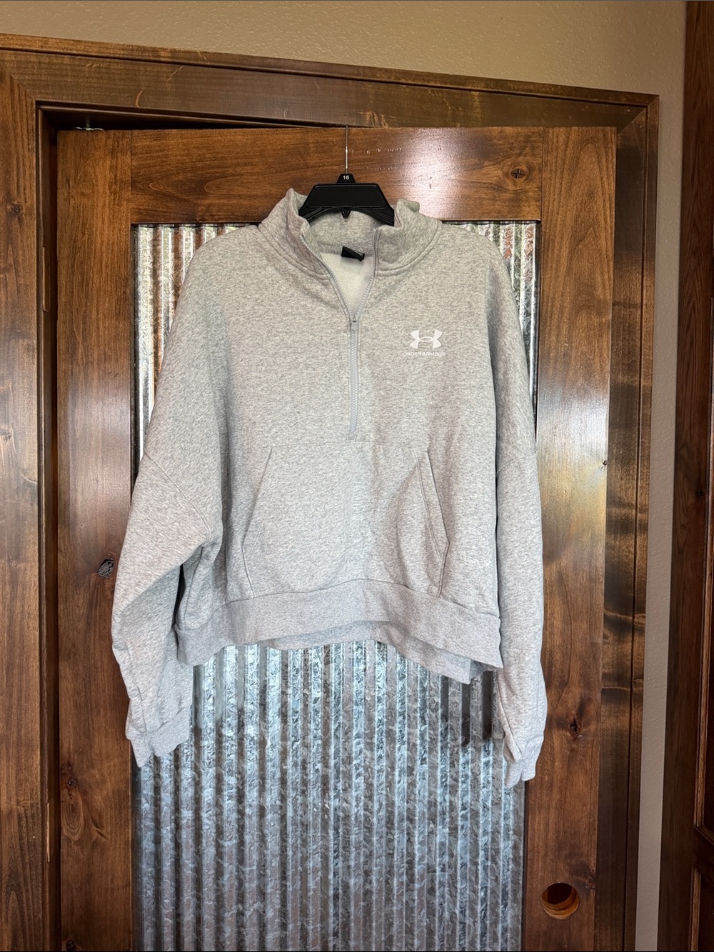 Under Armour Light Gray Women's Half-Zip Cropped Sweatshirt 2X